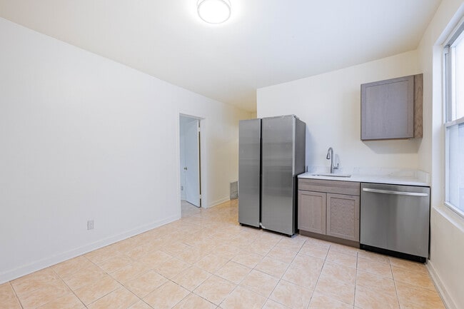 3748 S Parnell Ave in Chicago, IL - Building Photo - Building Photo