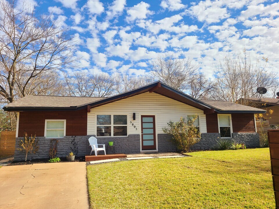 5805 Blythewood Dr in Austin, TX - Building Photo