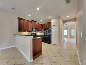 1307 Gentilly Ln in Wesley Chapel, FL - Building Photo - Building Photo