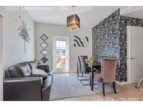 32633 Simon Ave in Abbotsford, BC - Building Photo - Building Photo