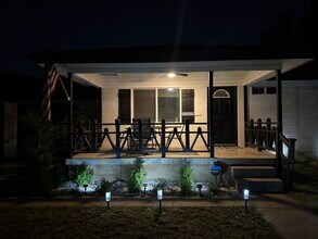 2808 Grayson Dr in Dallas, TX - Building Photo - Building Photo