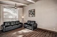 Building Photo - La Palmilla Apartments in Phoenix, Arizona