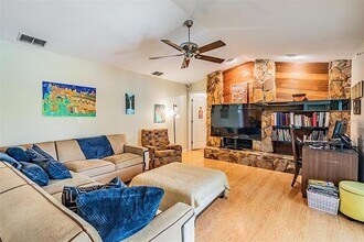 14169 Fennsbury Dr in Tampa, FL - Foto de edificio - Building Photo
