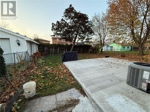 115 Green Rd in Hamilton, ON - Building Photo - Building Photo