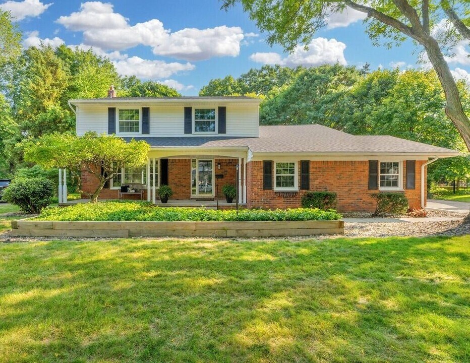 3729 Boulder Dr in Troy, MI - Building Photo