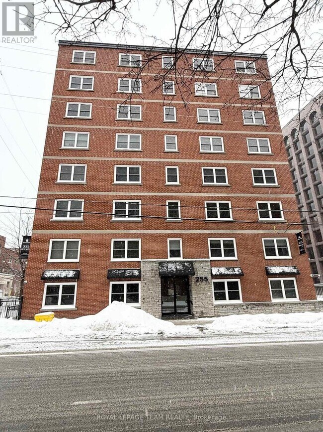 255 Metcalfe St in Ottawa, ON - Building Photo - Building Photo