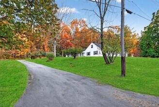 108 Circle Dr in Monroe, NY - Building Photo - Building Photo
