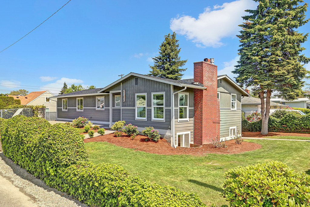 5813 E I St, Unit Main House in Tacoma, WA - Foto de edificio