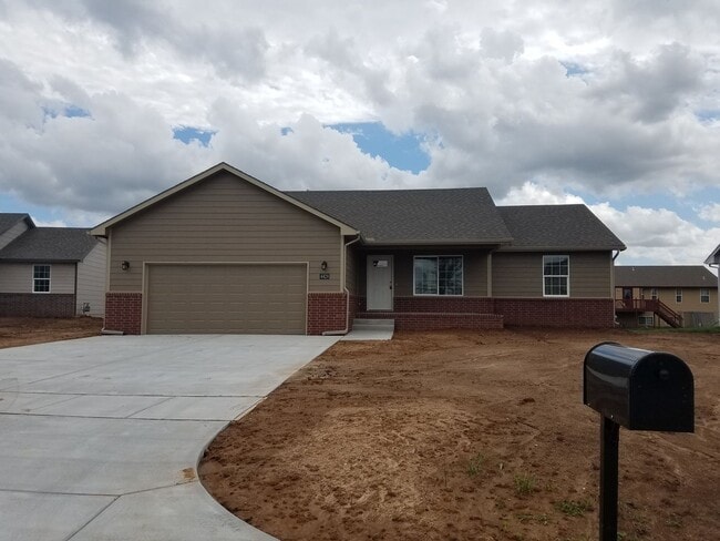4424 S Doris Ct in Wichita, KS - Building Photo - Building Photo