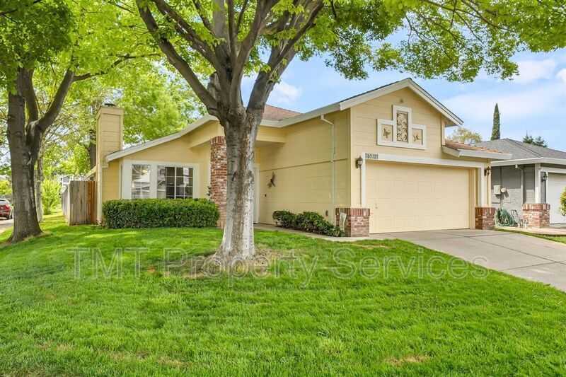6512 Canyon Creek Way in Elk Grove, CA - Building Photo