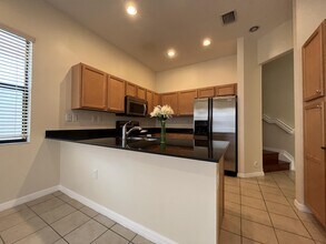 9165 SW 36th Mnr in Miramar, FL - Building Photo - Building Photo
