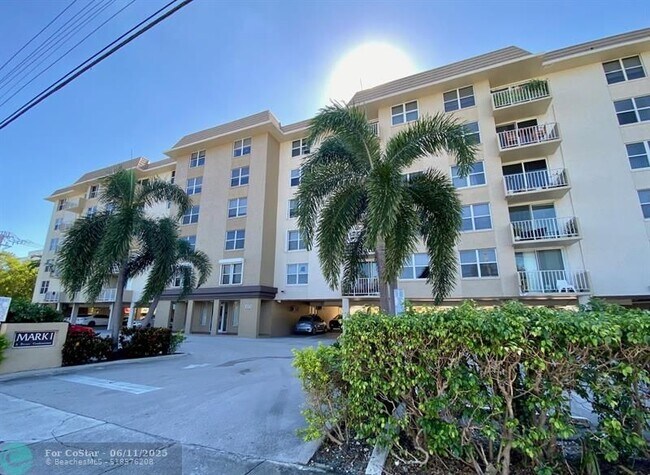 property at 1050 SE 15th St