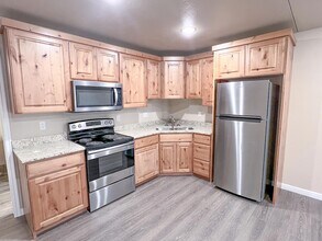 1060 Louis St in Hildale, UT - Building Photo - Building Photo