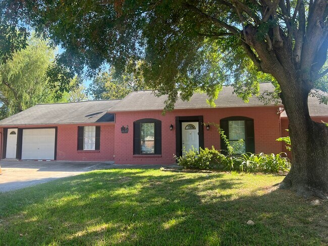 9314 Valley Stream in Houston, TX - Building Photo - Building Photo