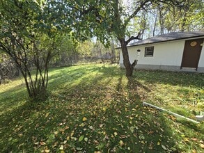 855 Haney St in Winnipeg, MB - Building Photo - Building Photo