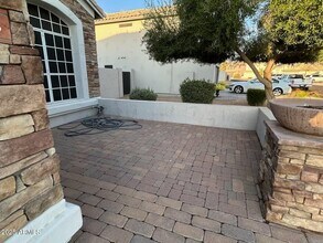 7374 W Los Gatos Dr in Glendale, AZ - Building Photo - Building Photo