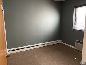 197 Ridge Rd-Unit -8 in North Arlington, NJ - Building Photo - Building Photo