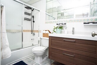 13700 SW 62nd St in Miami, FL - Building Photo - Building Photo