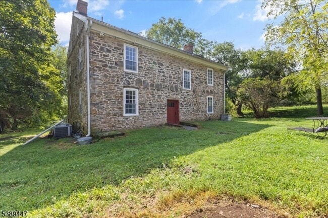 355 Montana Rd in Washington, NJ - Building Photo - Building Photo