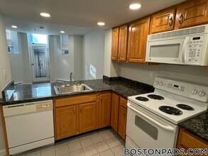 24 Queensberry St in Boston, MA - Building Photo - Building Photo