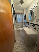 38 Pitman St-Unit -3 in Fall River, MA - Building Photo - Building Photo