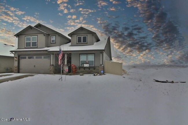 13373 N Loveland Way in Hayden Lake, ID - Building Photo - Building Photo