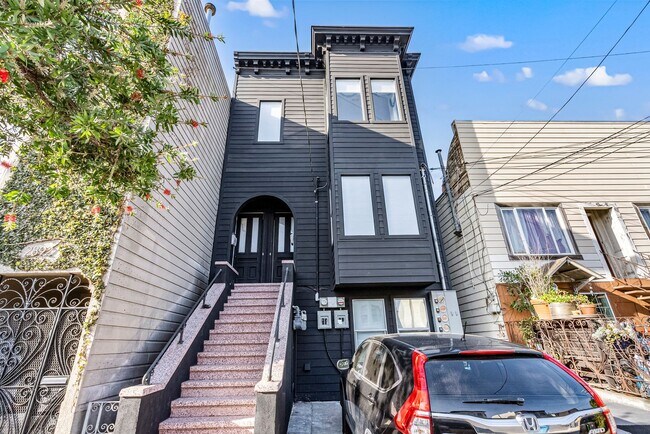 2888-2890-2890 Harrison St in San Francisco, CA - Building Photo - Building Photo