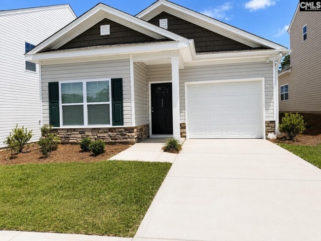 property at 820 Lodgepole Ln