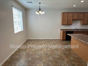 957 S Almira Ave in Gilbert, AZ - Building Photo - Building Photo