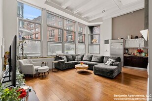 88 Kingston St, Unit 1b in Boston, MA - Building Photo