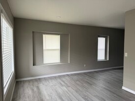 709 E Jackson Ave in Harlingen, TX - Building Photo