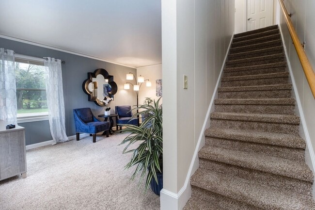 Bay Village Townhomes in Whitefish Bay, WI - Building Photo - Building Photo