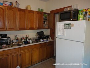 40 Mozart St, Unit 3 in Boston, MA - Building Photo - Building Photo