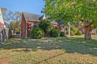 223 Cumberland Dr in Lebanon, TN - Building Photo - Building Photo