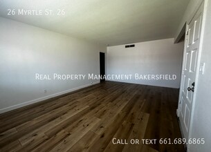 26 Myrtle St in Bakersfield, CA - Building Photo - Building Photo