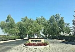 5313 Pelican Hill Dr in Bakersfield, CA - Building Photo