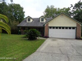 8464 3 Creeks Blvd in Jacksonville, FL - Building Photo