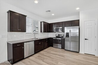 1218 W Sparrow Dr in Queen Creek, AZ - Building Photo - Building Photo