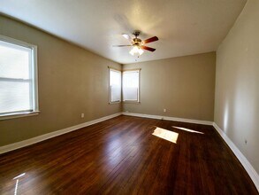 2813 32nd St in Lubbock, TX - Building Photo - Building Photo