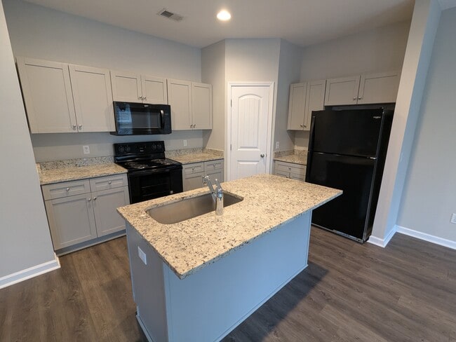 702 Pippin Dr in Nashville, TN - Building Photo - Building Photo