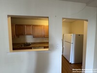 26 Allston St, Unit 1 in Boston, MA - Foto de edificio - Building Photo