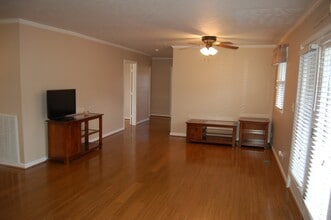 5882 Clarksville Pike in Nashville, TN - Building Photo - Building Photo