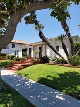 1717 Visalia Row in Coronado, CA - Building Photo - Building Photo