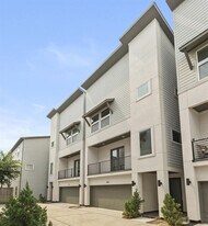 2627 Hutchins St in Houston, TX - Building Photo