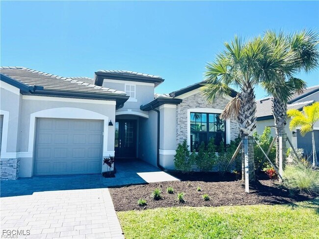 11247 Canopy Loop in Ft. Myers, FL - Building Photo - Building Photo