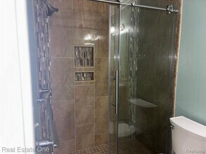 803 Plate St in Rochester, MI - Building Photo - Building Photo