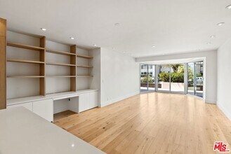 515 Ocean Ave, Unit 303N in Santa Monica, CA - Building Photo - Building Photo