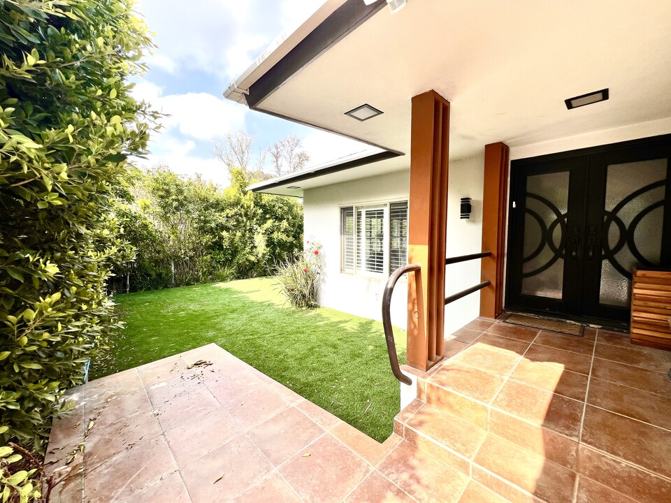 4340 Sepulveda Blvd in Sherman Oaks, CA - Building Photo