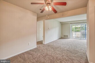 5215 Morris Ave, Unit 203 in Camp Springs, MD - Building Photo - Building Photo