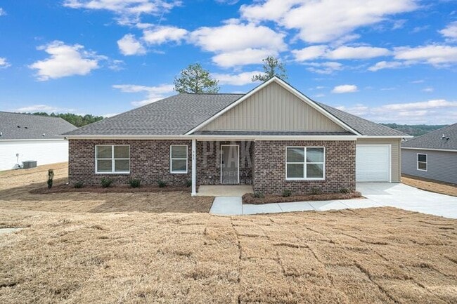 560 Woodland Cir in Odenville, AL - Building Photo - Building Photo